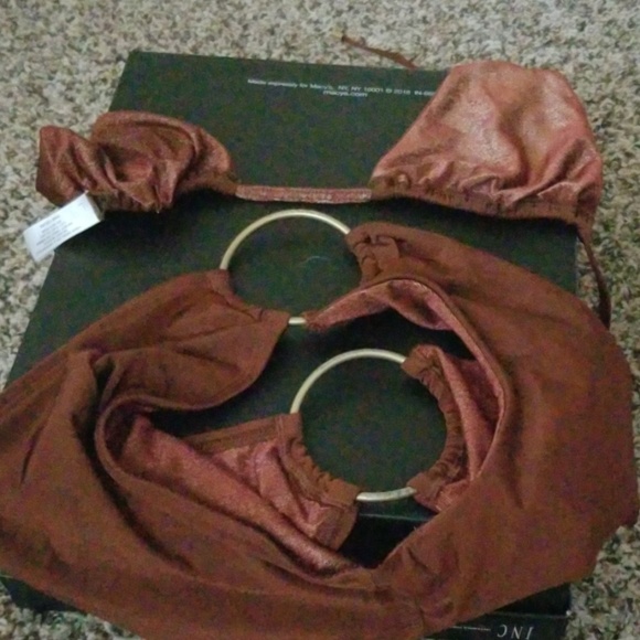 Swimsuit - Picture 3 of 3